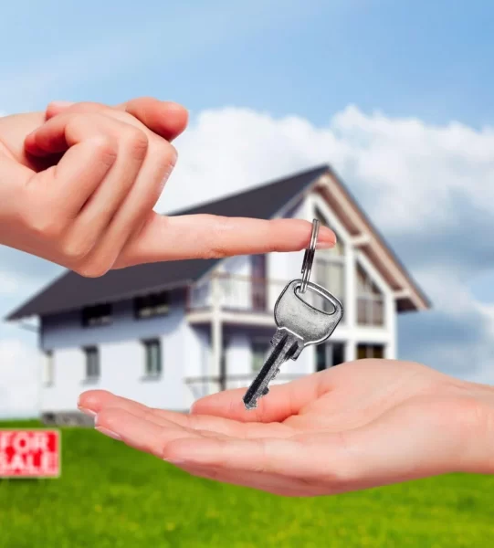 hands-holding-home-keys-2048x1365 Home loan